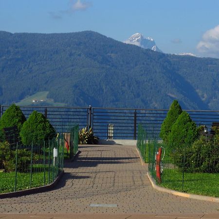 Hotel Amaten Brunico Esterno foto