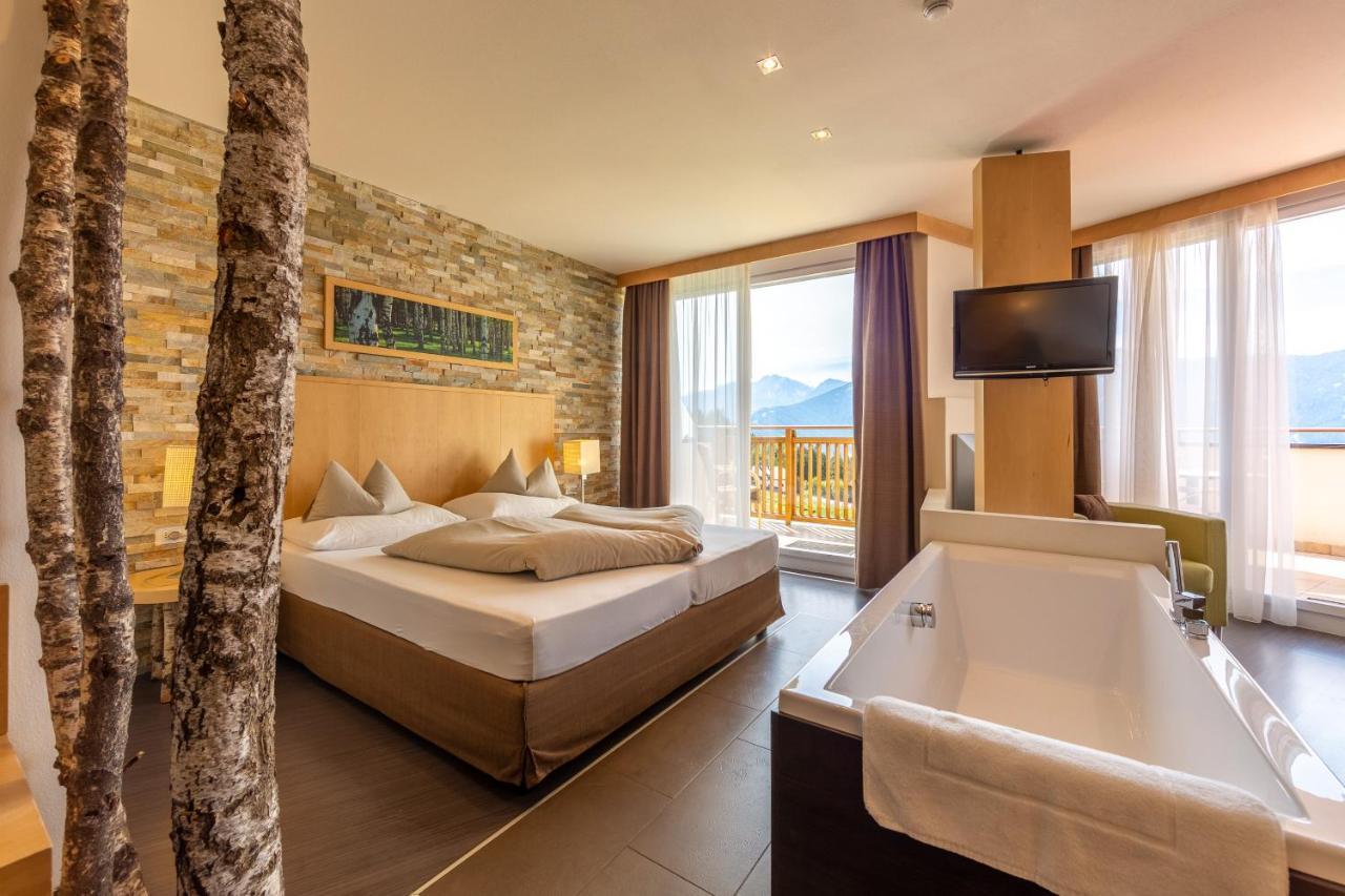 Hotel Amaten Brunico Esterno foto
