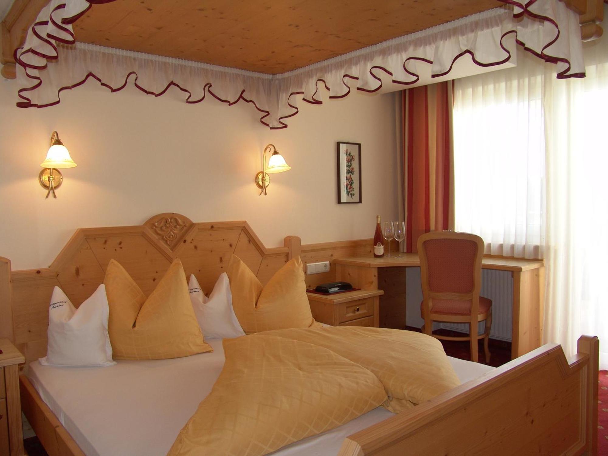 Hotel Amaten Brunico Esterno foto
