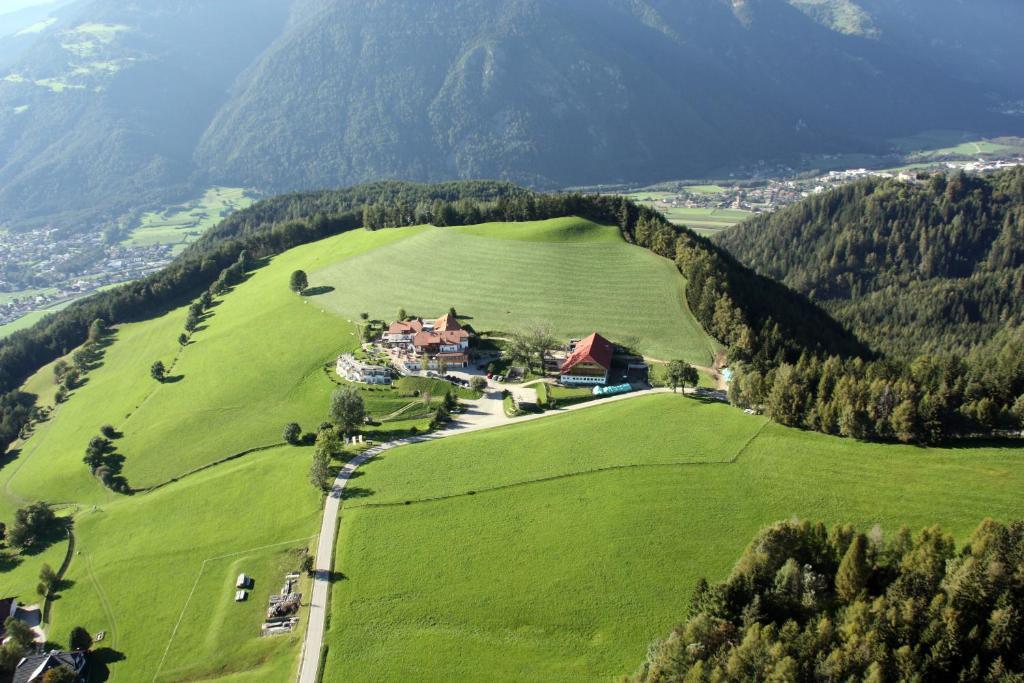 Hotel Amaten Brunico Esterno foto
