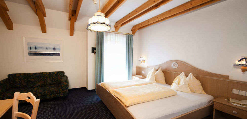 Hotel Amaten Brunico Esterno foto