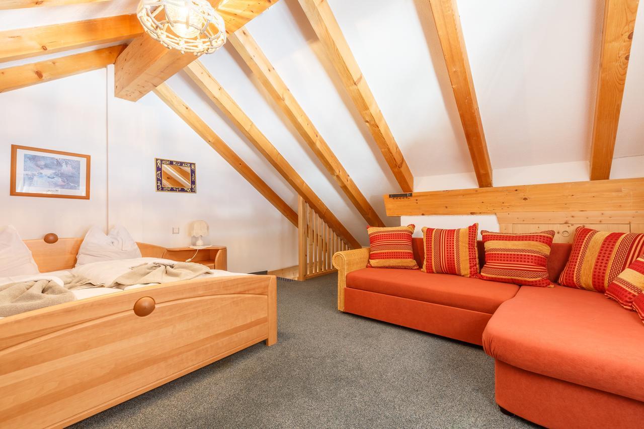 Hotel Amaten Brunico Esterno foto